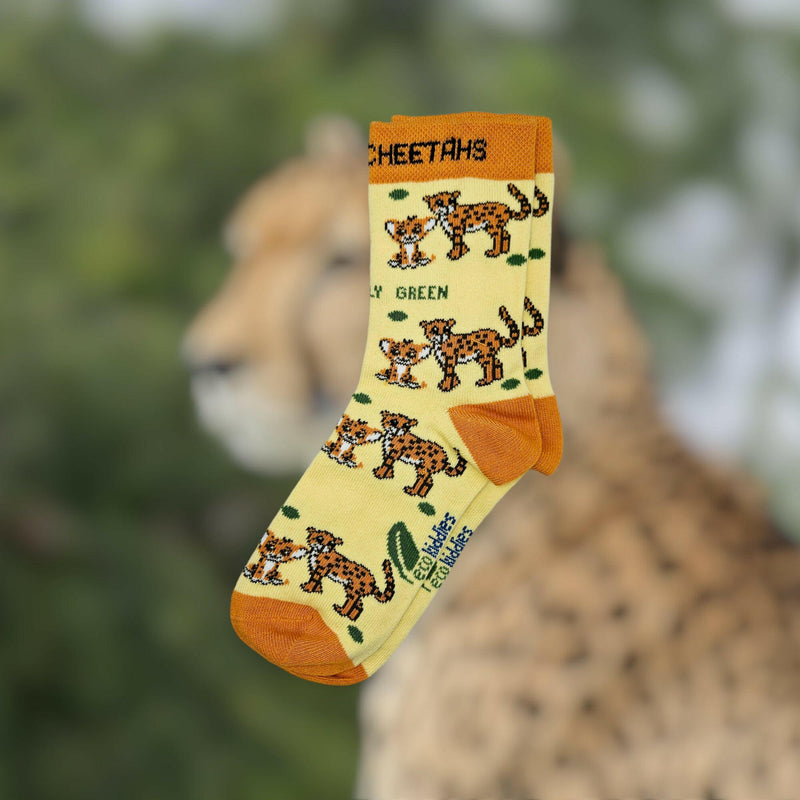 CARING CHEETAHS ORGANIC COTTON KIDS SOCKS.